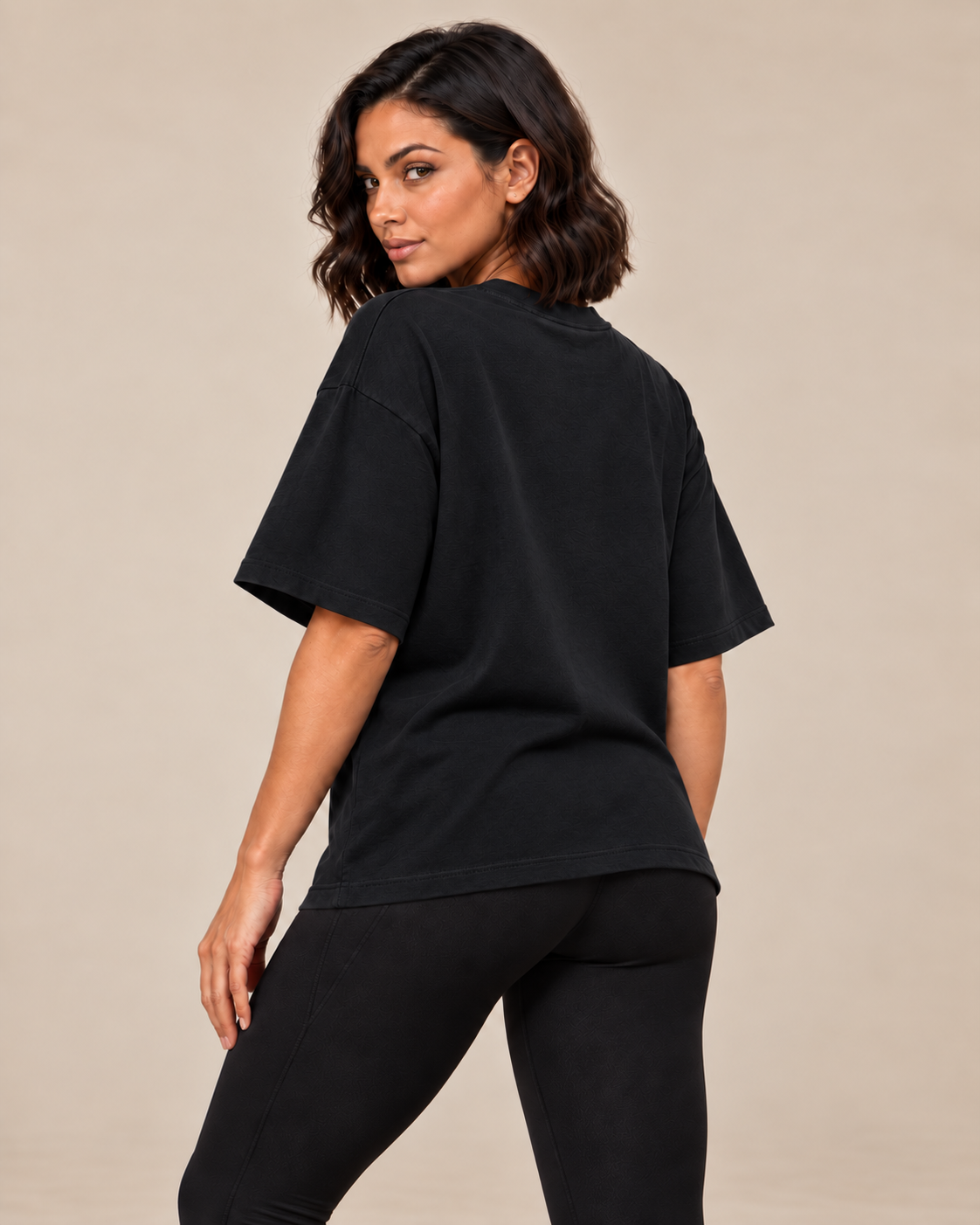 ESSENTIAL Oversized Tee