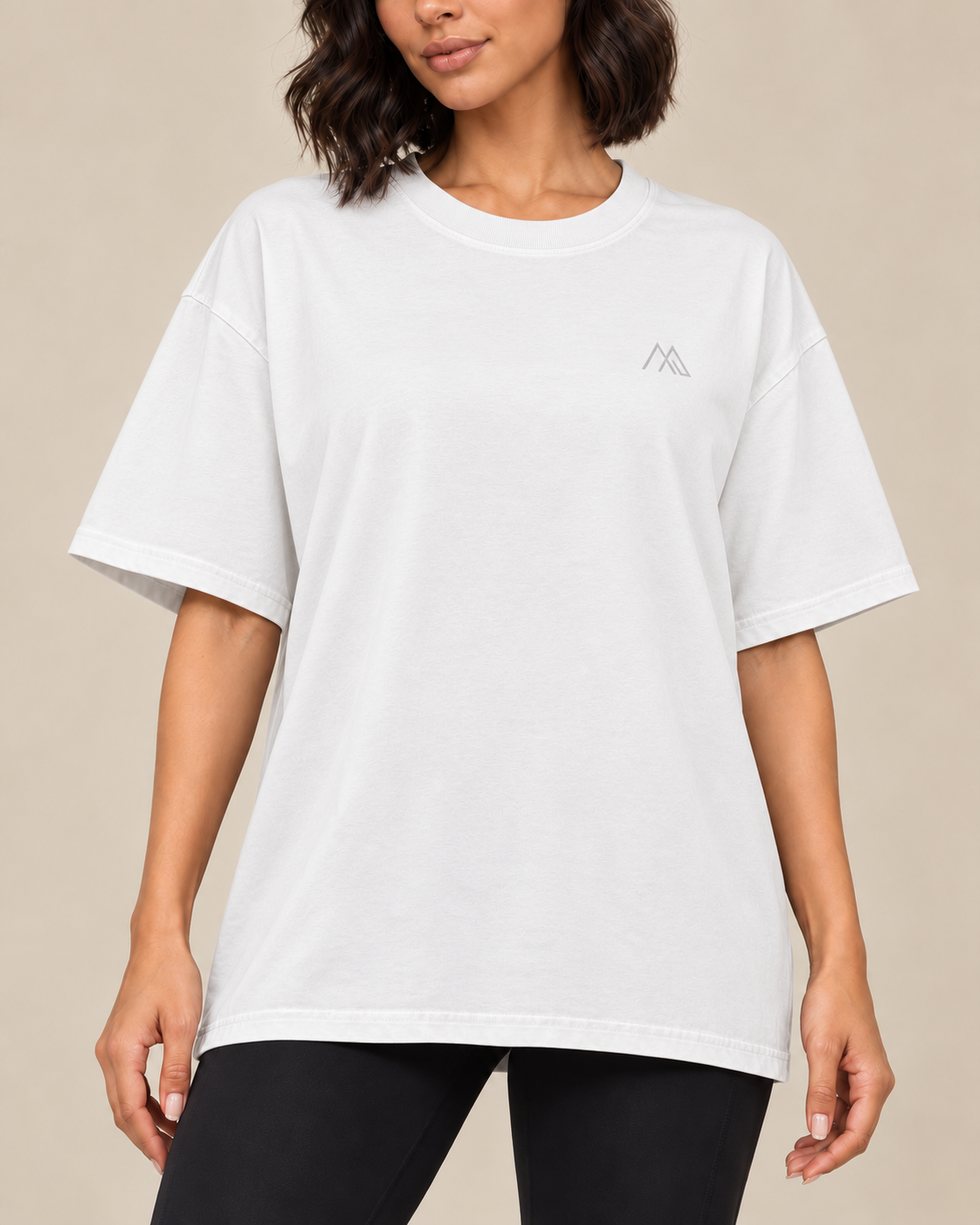 ESSENTIAL Oversized Tee Main image